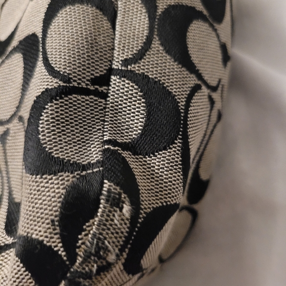Coach bag signature monogramed grey and black - Picture 16 of 16